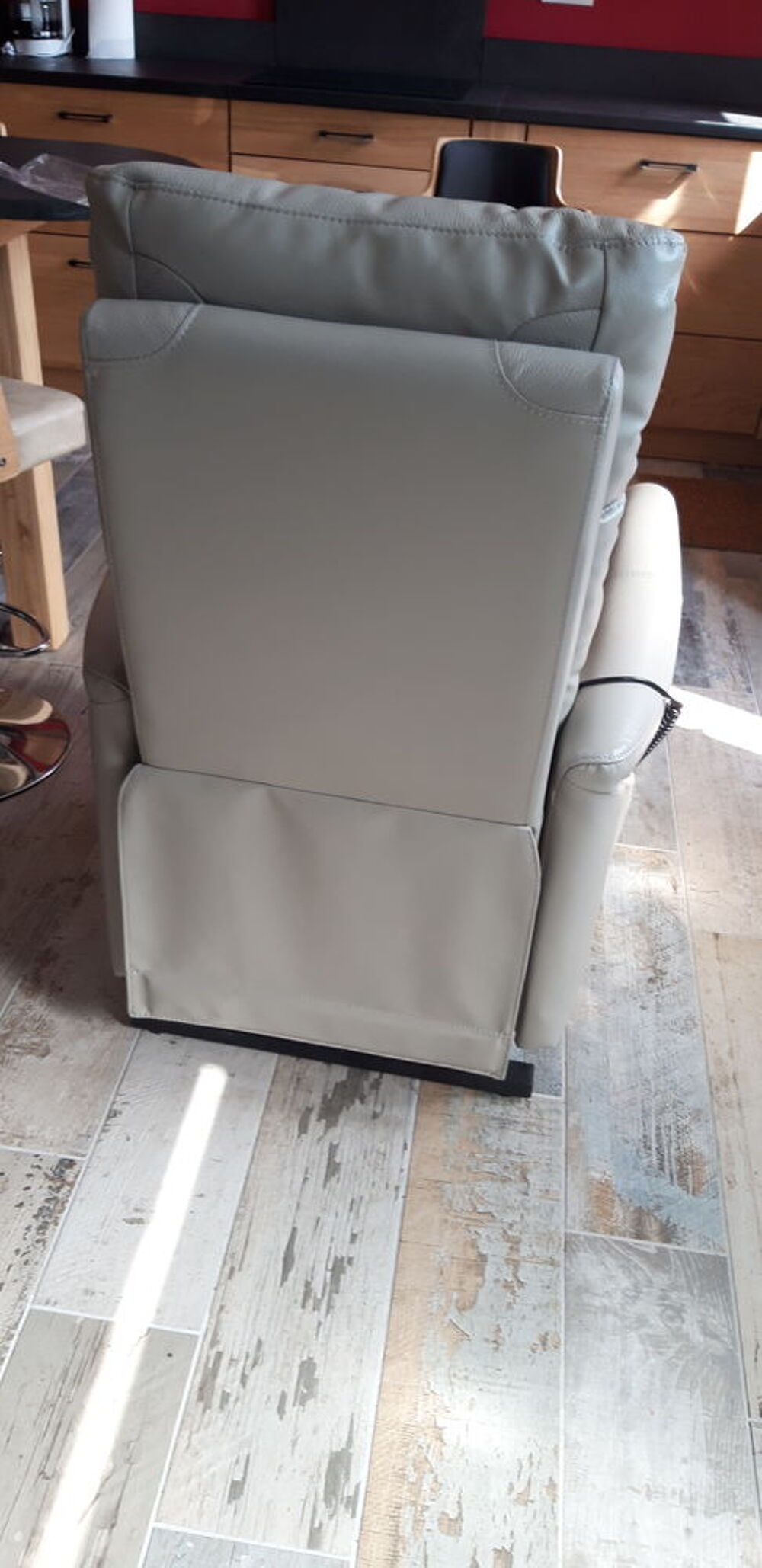 Fauteuil releveur &eacute;lectrique Meubles