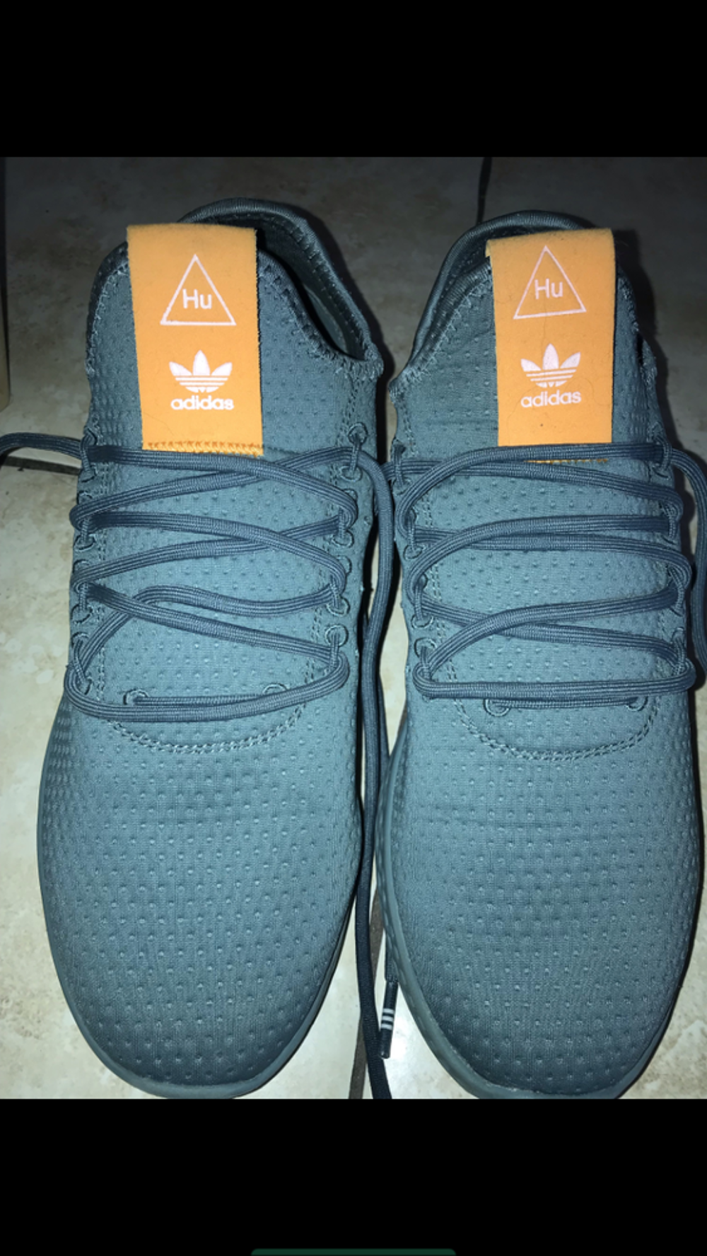 paire Adidas HU PHARRELL WILLIAMS Chaussures