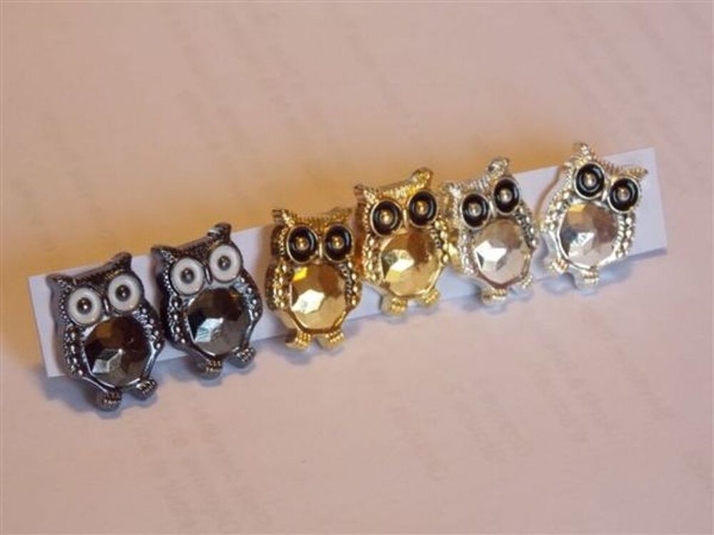 boucles d'oreilles vari&eacute;es Bijoux et montres