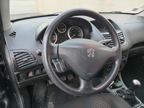 Peugeot 206 + 1.4e 75ch Urban