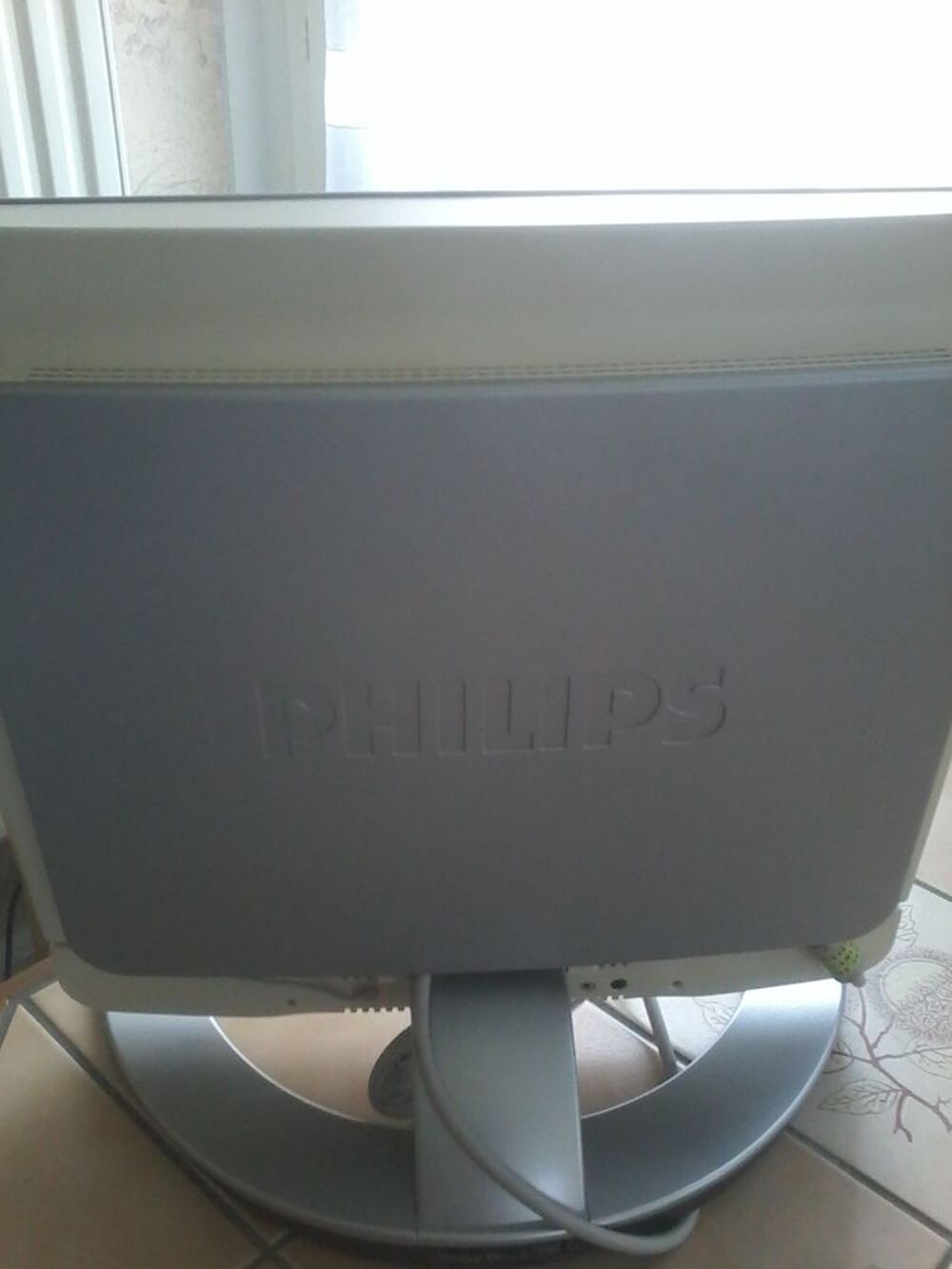 &Eacute;cran ordinateur Philips avec 2 haut parleurs Matriel informatique