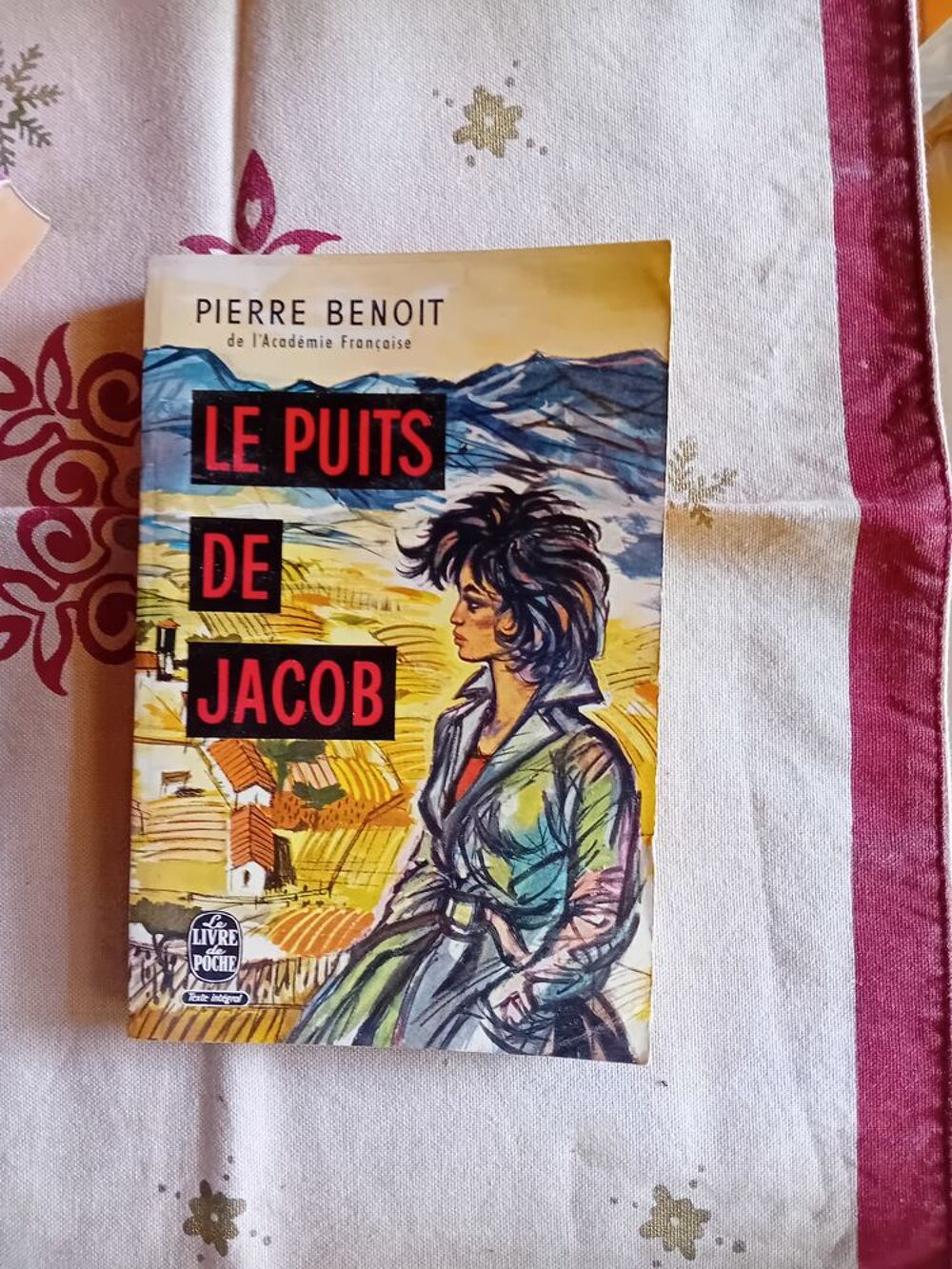 3 LIVRES DE POCHE DAPHNE DU MAUIER/GUY LAGORCE/PIERRE BENOIT Livres et BD