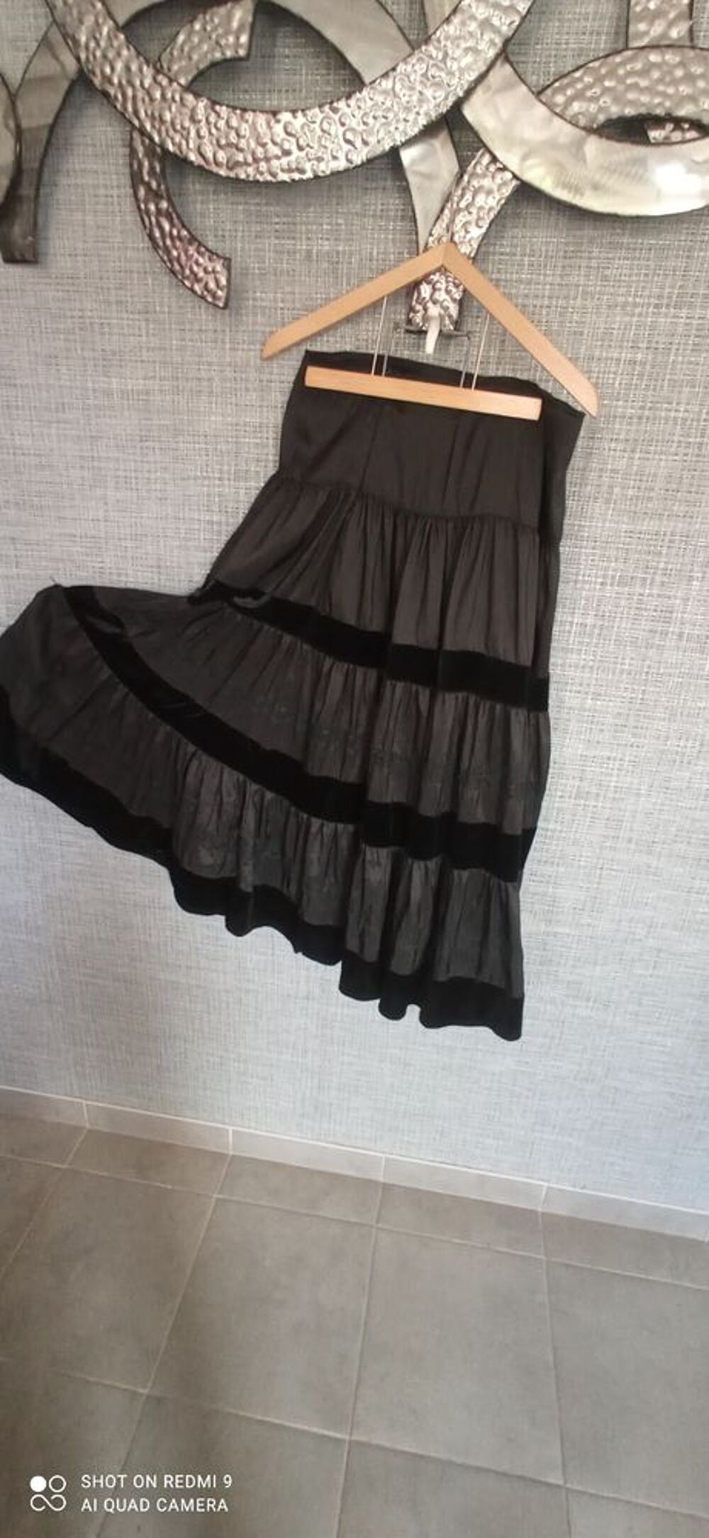 Ensemble jupe et haut noir
Vêtements