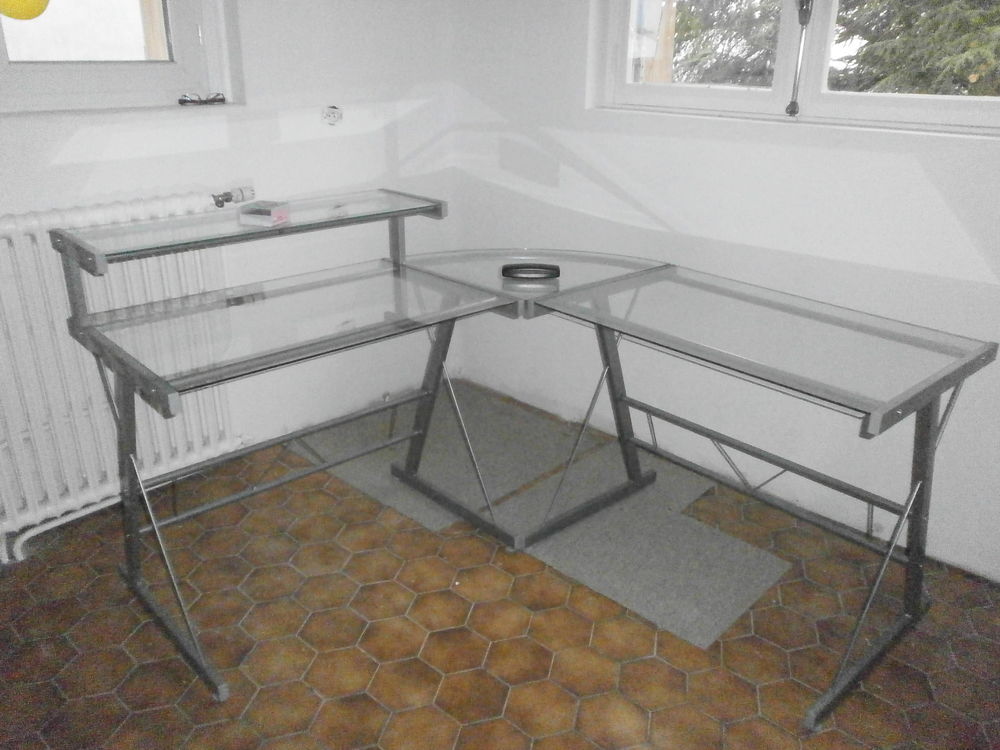 bureau verre et m&eacute;tal type informatique Meubles