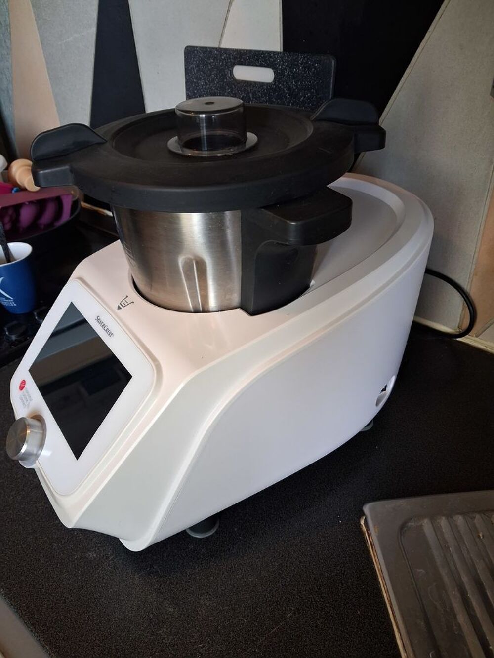 Monsieur Robot Cuisine Connect avec ses accessoires Cuisine