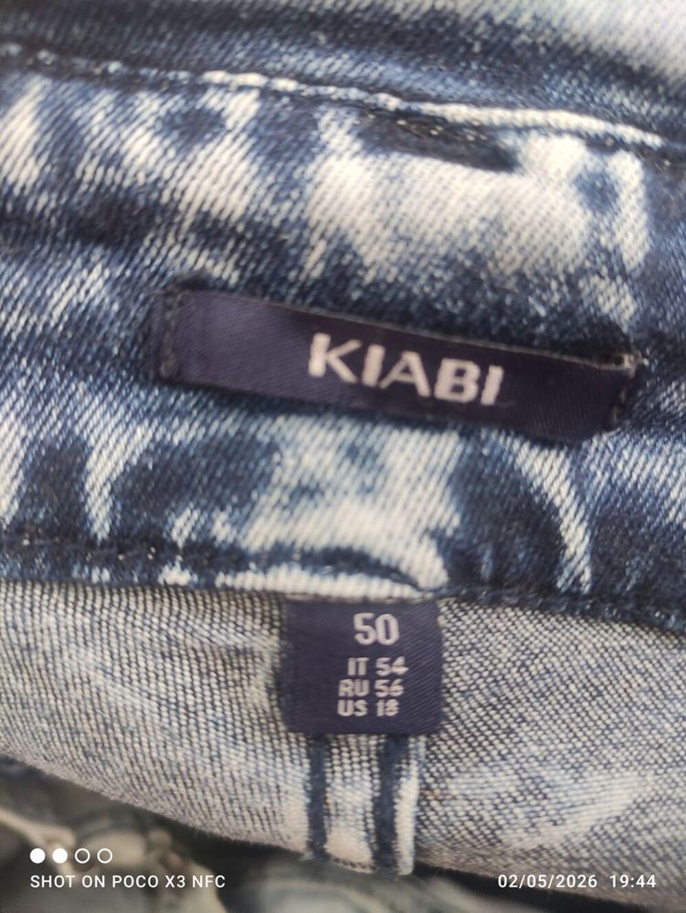Short salopette jean d&eacute;lav&eacute; taille 50 V�tements