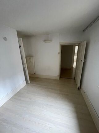  Appartement  louer 4 pices 89 m