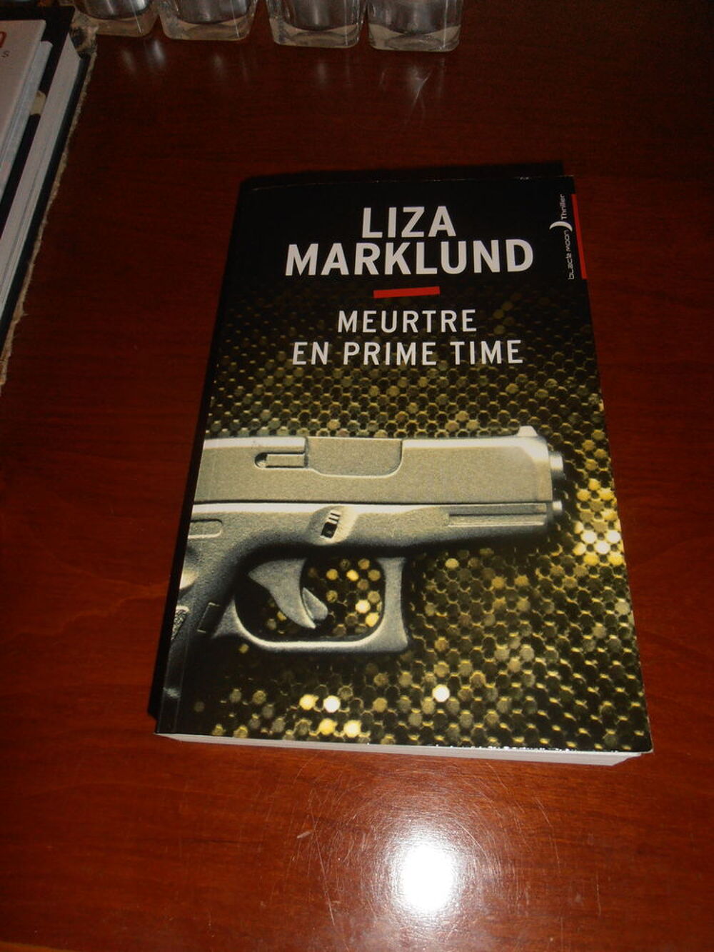Meurtre en prime time (87) Livres et BD