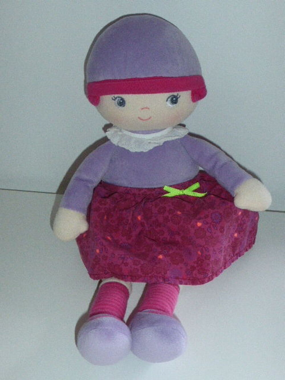 Doudou Corolle poup&eacute;e Lili coeur de grenadine Y3943 2013 Jeux / jouets