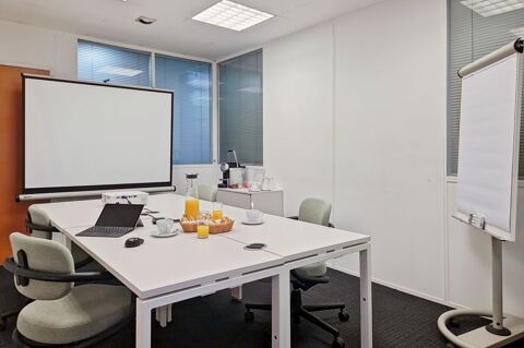 Acc&egrave;s tout inclus &agrave; des espaces de bureau professionnels pour 10 personnes &agrave; Grenoble Meylan 2096 38240 Meylan