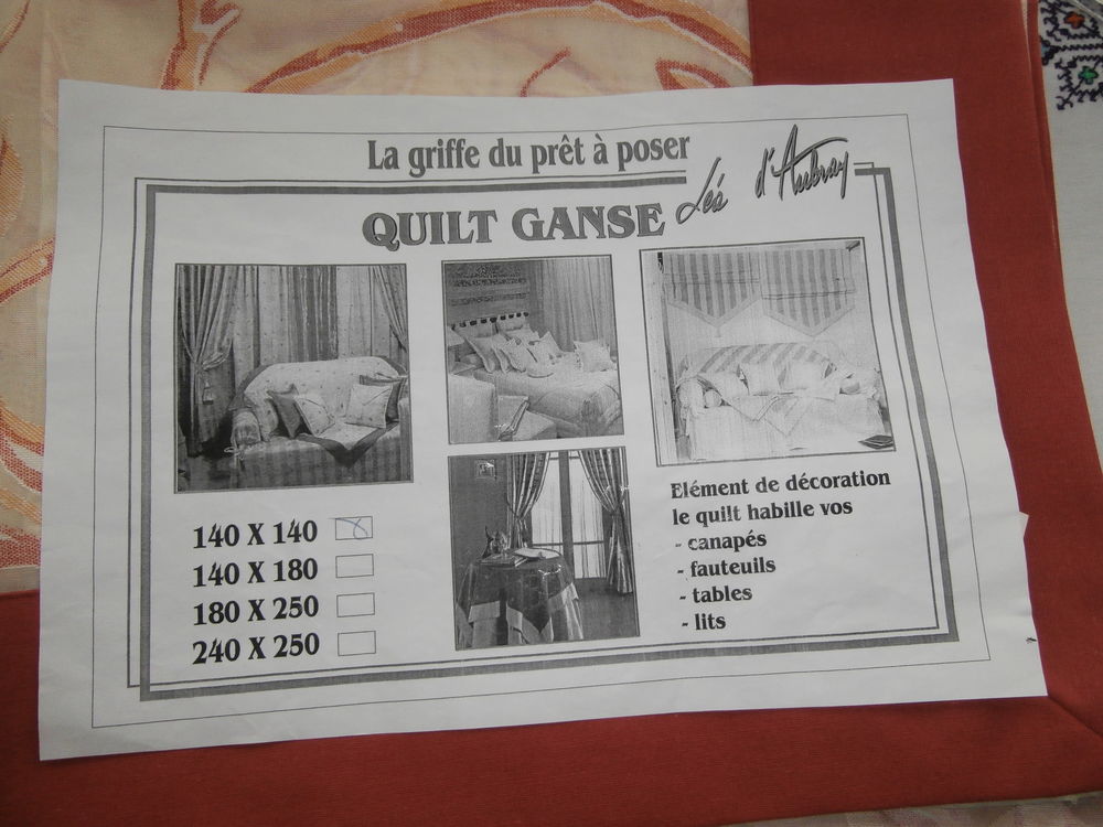 Nappe 140 x 140 cm, neuve Décoration
