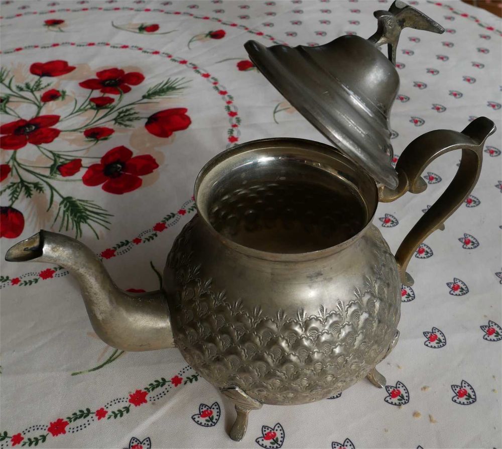 th&eacute;i&egrave;re m&eacute;tal argent&eacute; Cuisine