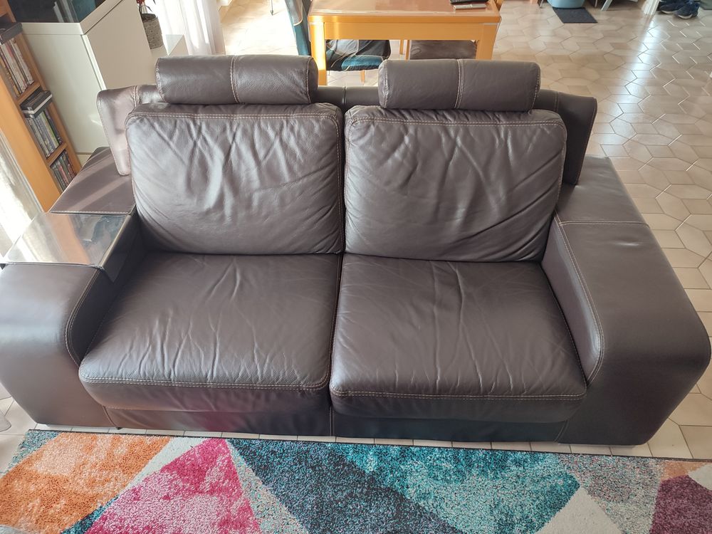 Fauteuil cabriolet et canap&eacute; en cuir Marinelli Meubles