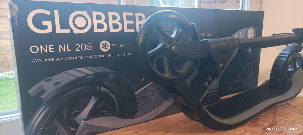 Trottinenette GLOBBER one NL 205 Vélos
