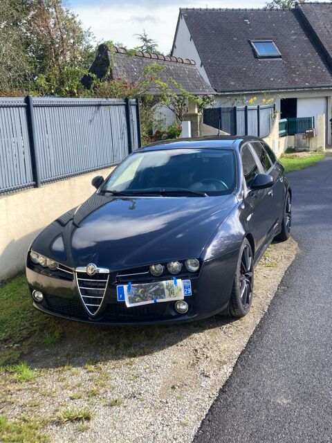 Alfa-romeo 159 sportwagon Alfa Romeo 159 SW 2.0 JTDm 136 Distincti