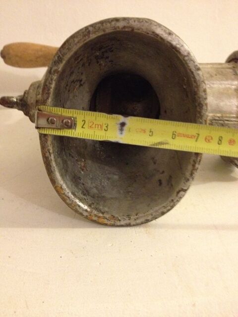 Souvenir ancien hachoir � viande manuel de table 30 Brioude (43)