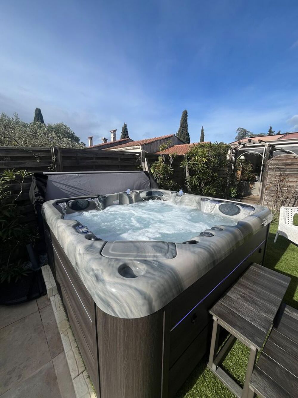 SPA Vendom Antigua - Frais d'enl&egrave;vement (grue) offerts Jardin