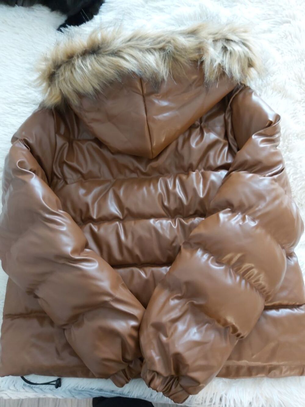 SUPER DOUDOUNE MARRON Vêtements