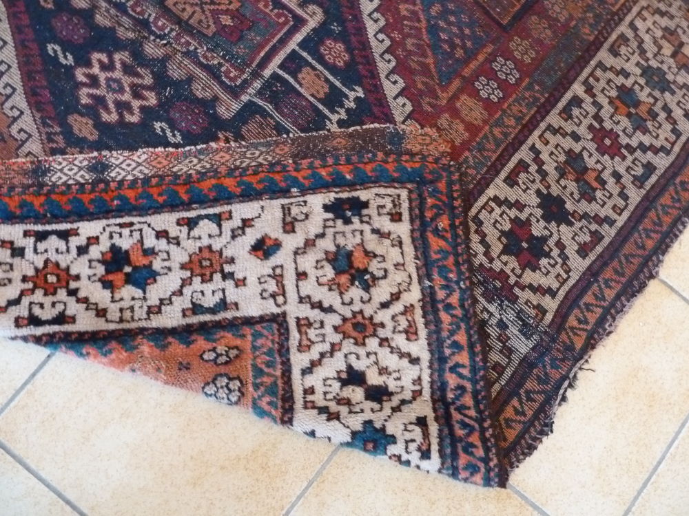 Tapis collection Kars(Terekeme),
205cm x 127cm Décoration