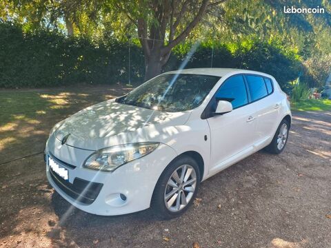 Renault M&eacute;gane III dCi 130 FAP eco2 XV De France Euro 5 2011 occasion Marcellus 47200