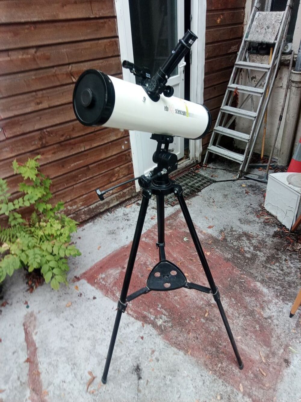 T&eacute;lescope 114/500 mm, avec oculaire et chercheur avec vis&eacute;e Sports