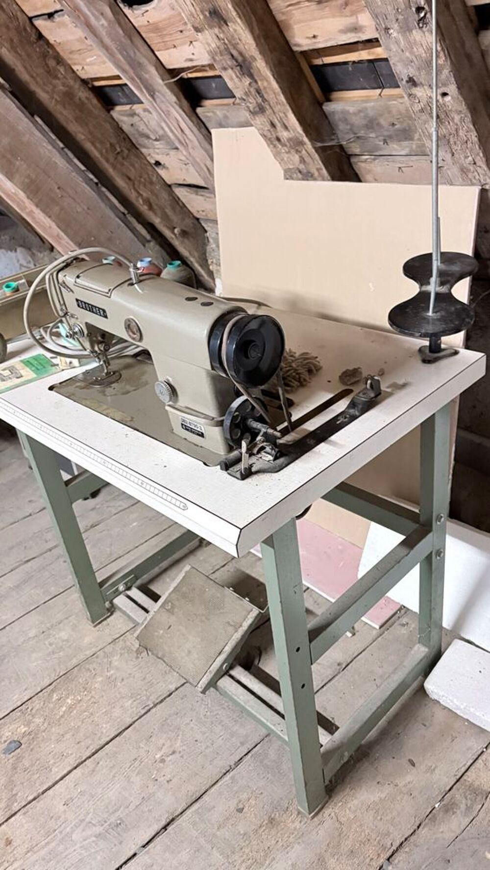 Machine a Coudre professionelle Brother Electroménager