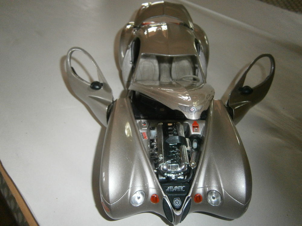 RARE CHRYSLER "ATLANTIQUE" CONCEPT CAR RETRO 1/18 