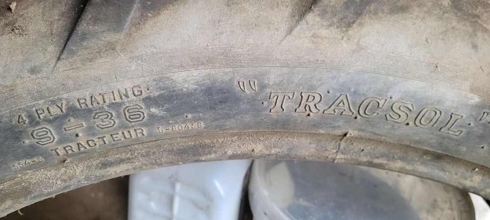 Donne pneu de tracteur Kleber Colombes Bricolage