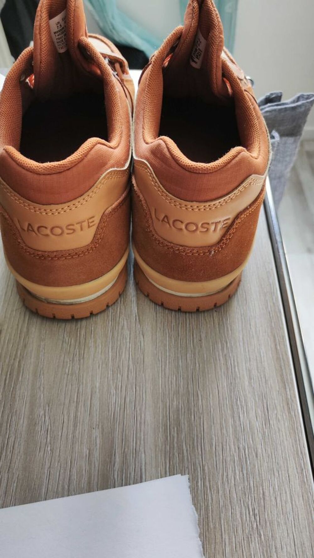 snekers Lacoste cuir jamais port&eacute;es Chaussures