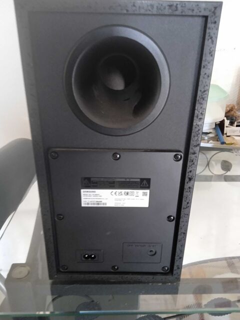 barre de son + caisson 120 Montigny-ls-Metz (57)