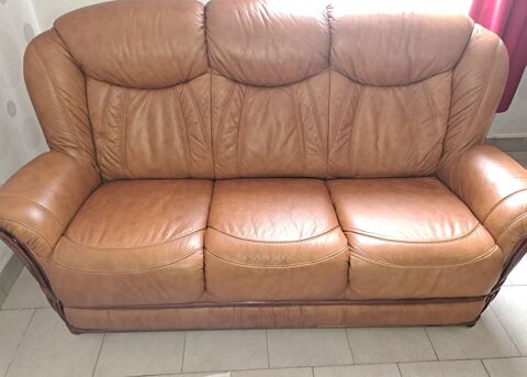 Salon en cuir Gold et bois massif (canapé + 2 fauteuils) 420 Laon (02)