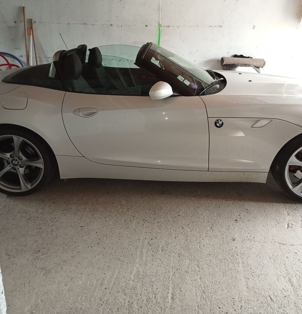 Z4 Roadster sDrive28i 245ch Pure Design 2012 occasion 68210 Hecken