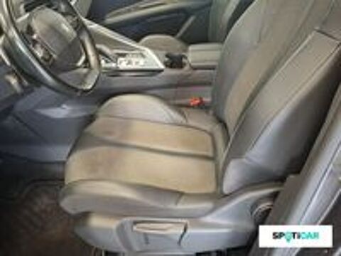 3008 Hybrid 225 e-EAT8 Allure 2021 occasion 46000 Cahors