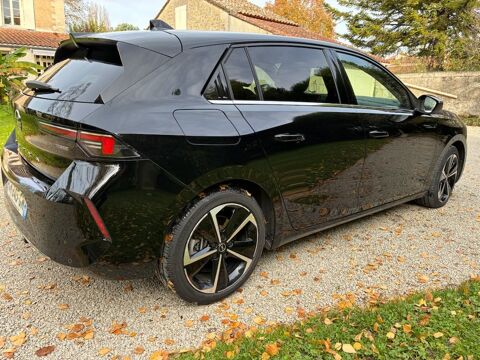 Opel Astra Hybrid 180 ch BVA8 Elegance Business 2022 occasion Nersac 16440