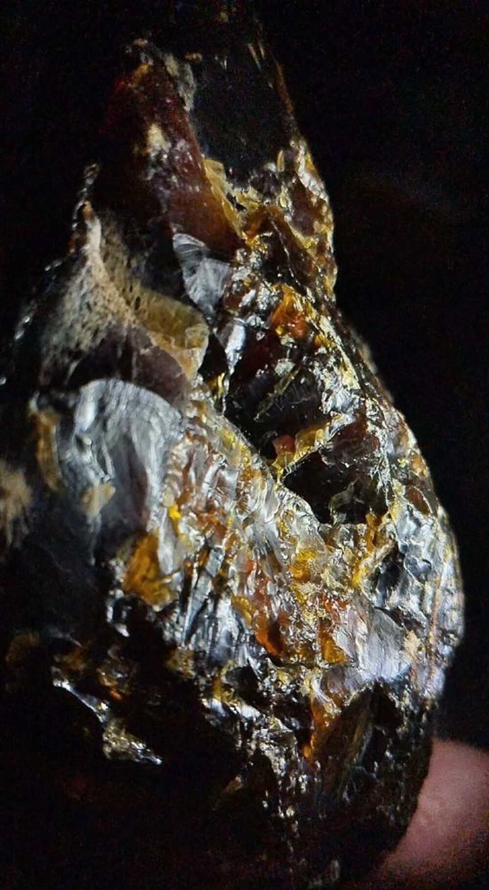 bloc d'ambre de Sumatra Indon&eacute;sie 140 g 