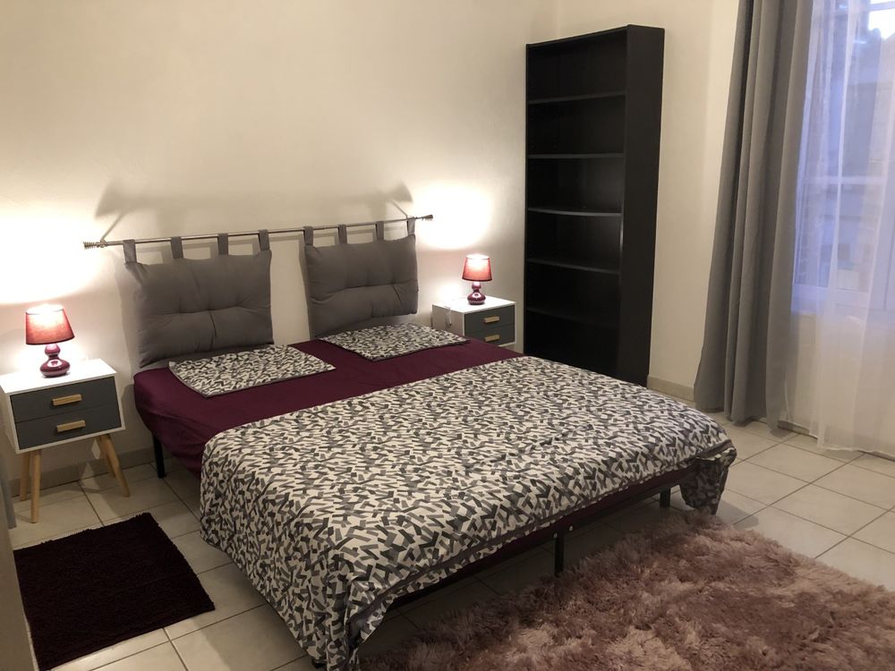 Location Appartement F2 TB meublé refait neuf centre Sainte Savine Sainte-savine