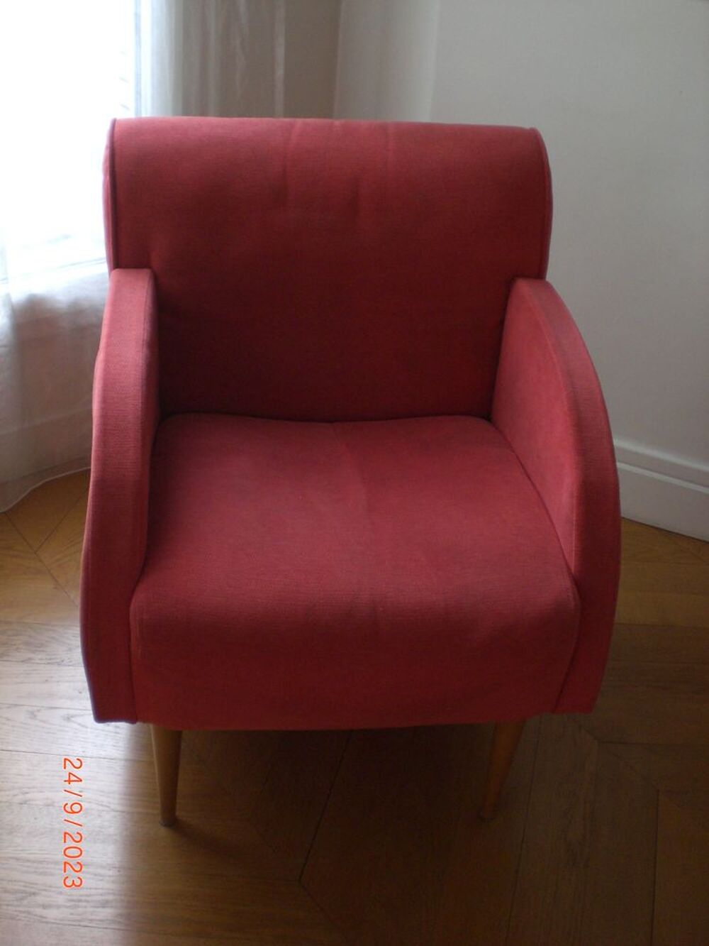 FAUTEUIL CONTEMPORAIN Meubles