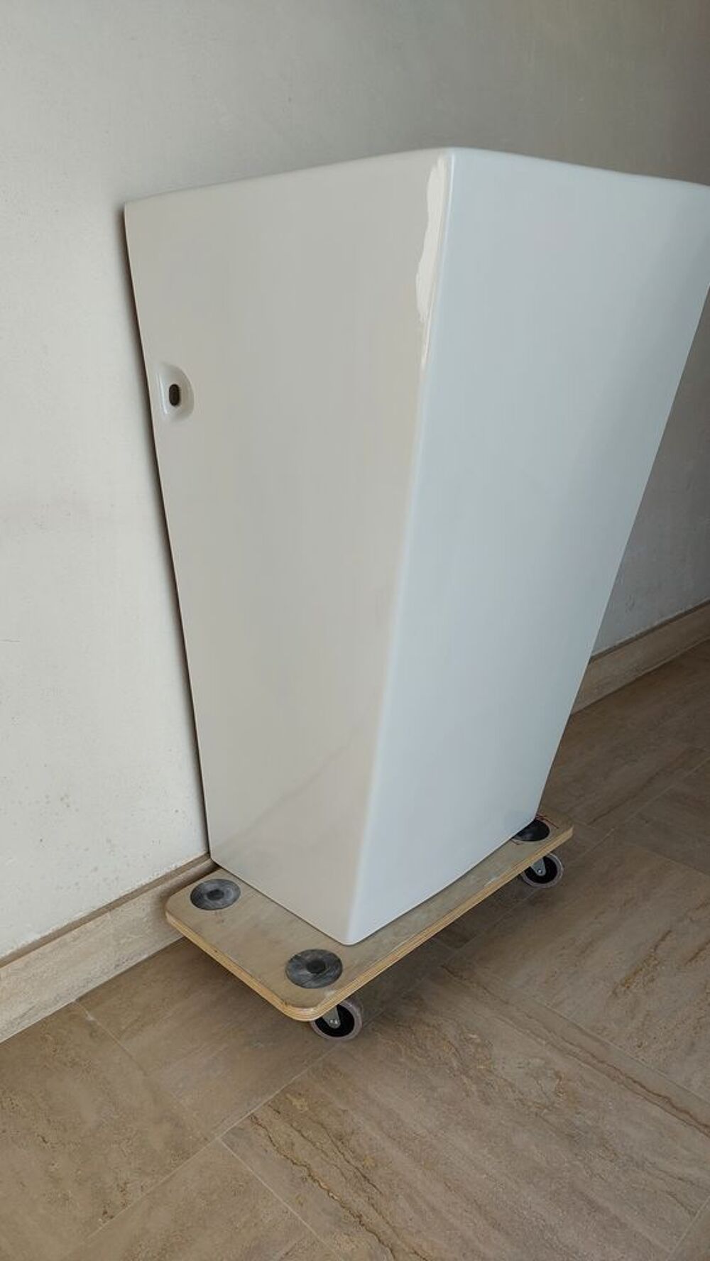 Lavabo c&eacute;ramique totem blanc sur colonne neuf Décoration