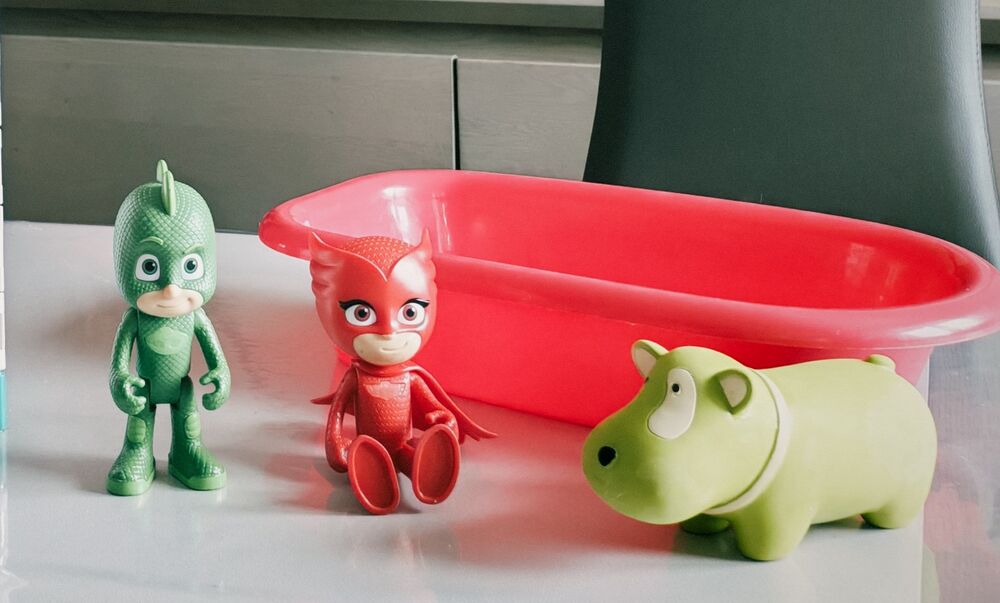 MAISON DE POUPEES et DIVERS Jeux / jouets