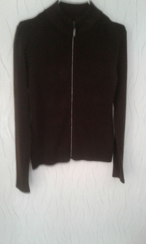 gilet marron zip décoratif Roost-Warendin (59)