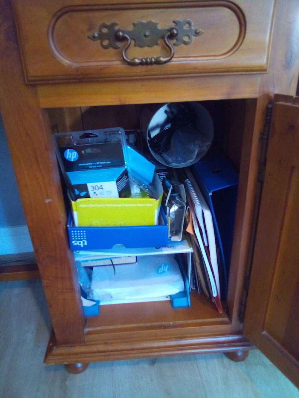 BUREAU FONCTIONNEL EN BON ETAT Meubles