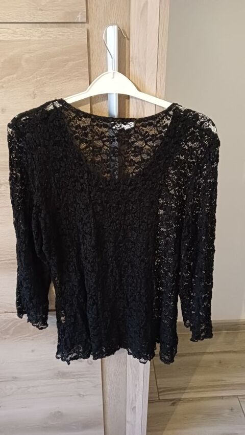 tee shirt de fete en dentelle 15 Villers-Bouton (70)