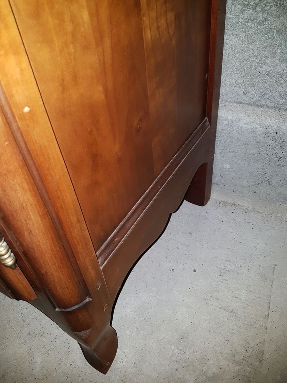 bonneti&egrave;re en merisier Meubles