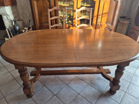 SALLE A MANGER 300 Saint-Dolay (56)