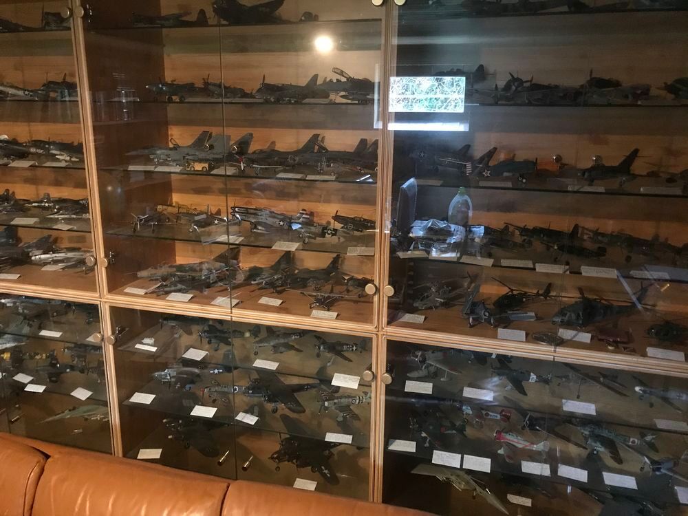 Magnifique collection de maquettes et d avions , 148 mod&egrave;les Jeux / jouets