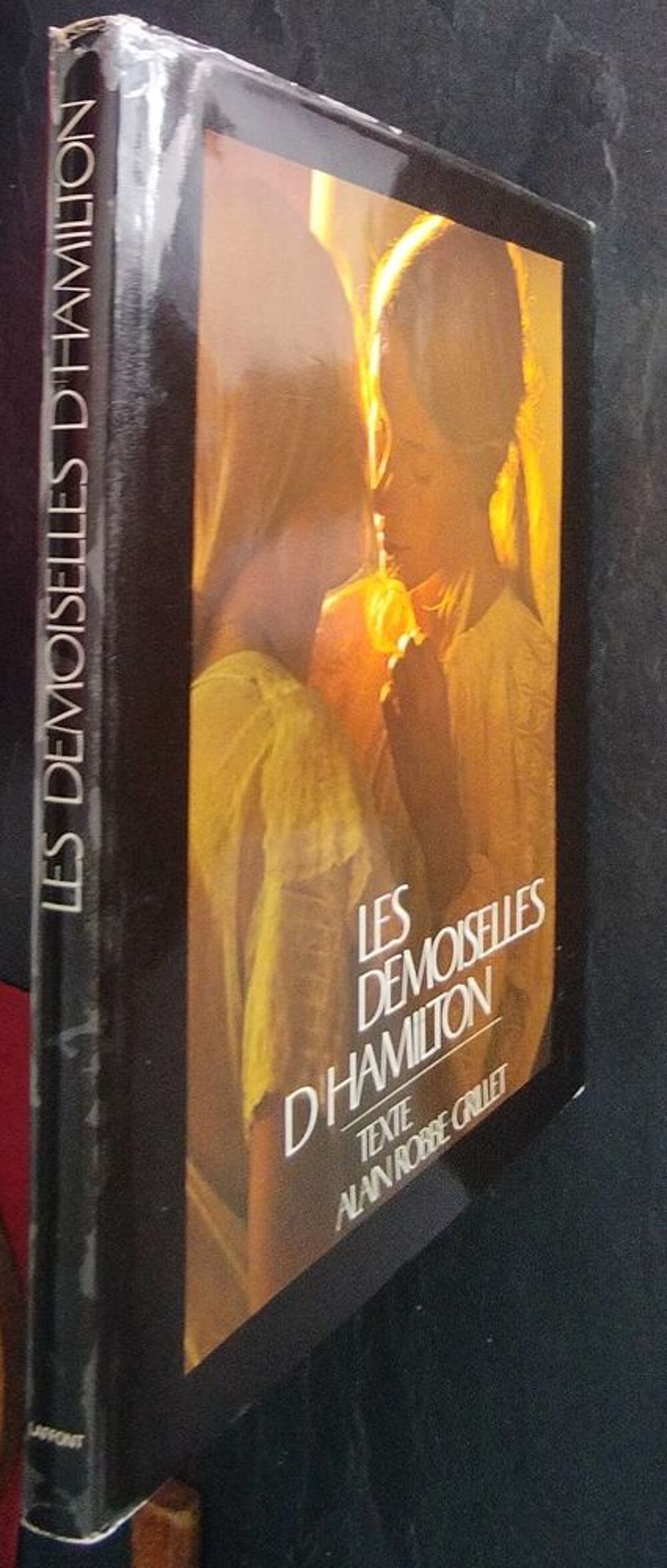 David Hamilton Album photos "Les Demoiselles d'Hamilton".
Livres et BD