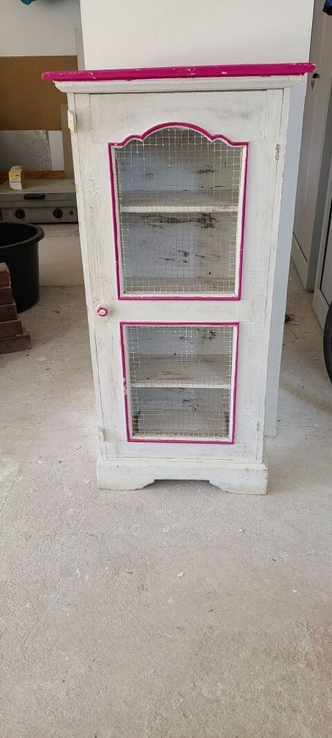 petits meubles fantaisie 20 Pont-Saint-Esprit (30)