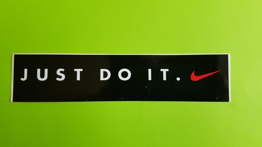 AUTOCOLLANT NIKE 