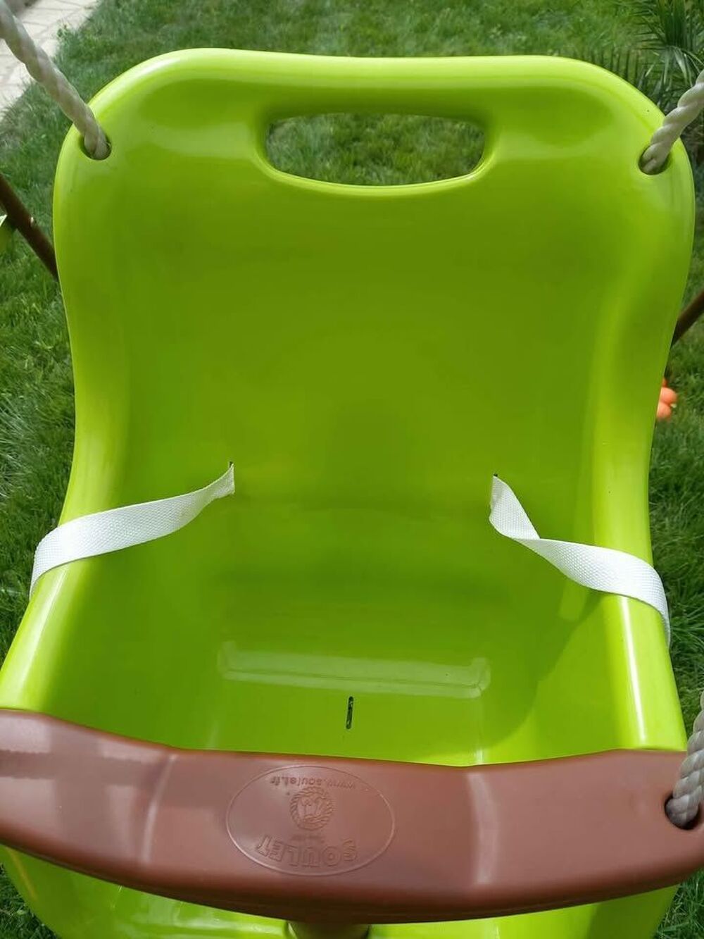 D&eacute;couvrez son premier jeu de plein-air : la balan&ccedil;oire b&eacute;b&eacute; Jeux / jouets