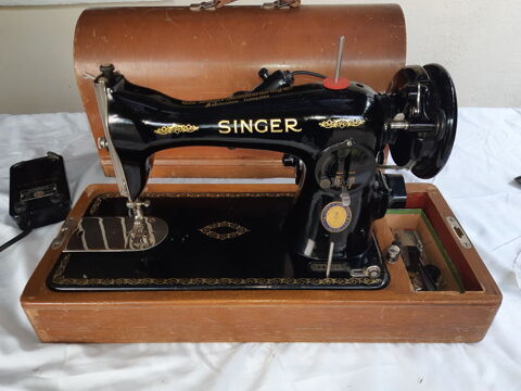 Machine  coudre ancienne Singer 120 Cachan (94)